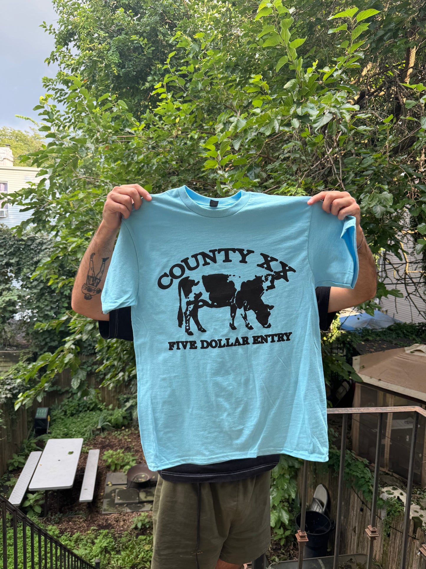 $5 SHOW TEE